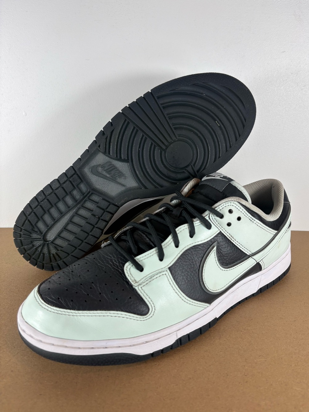 Nike Dunk Low Retro Premium 'Barely Green' Men's Lifestyle Shoes FZ1670-001 sz12 - Picture 1 of 9